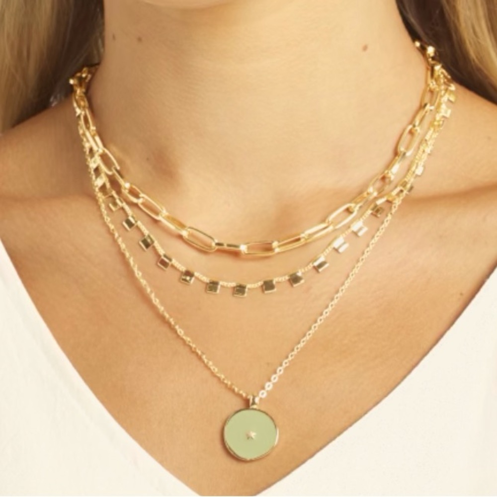 Layered necklace